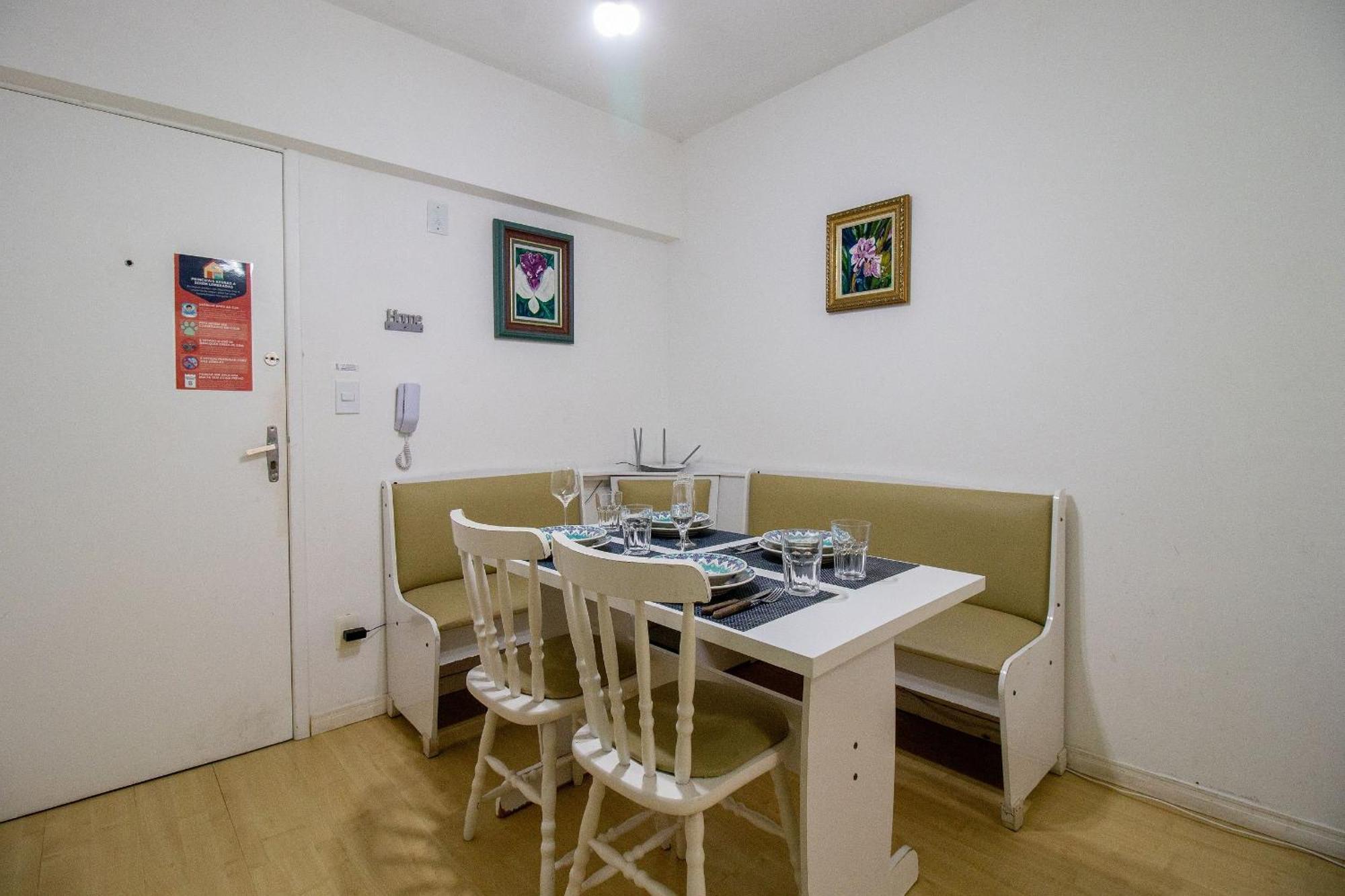 Apartamento Acc43b - 1 Dorm Climatizado, Quadra Mar, Garagem